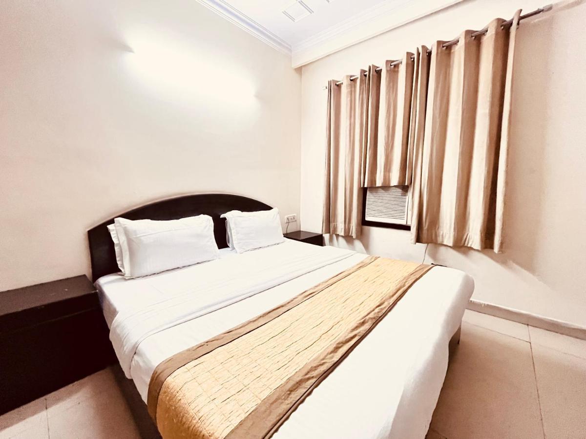 Ashoka Hotel Karol Bagh Delhi Neu-Delhi Exterior foto