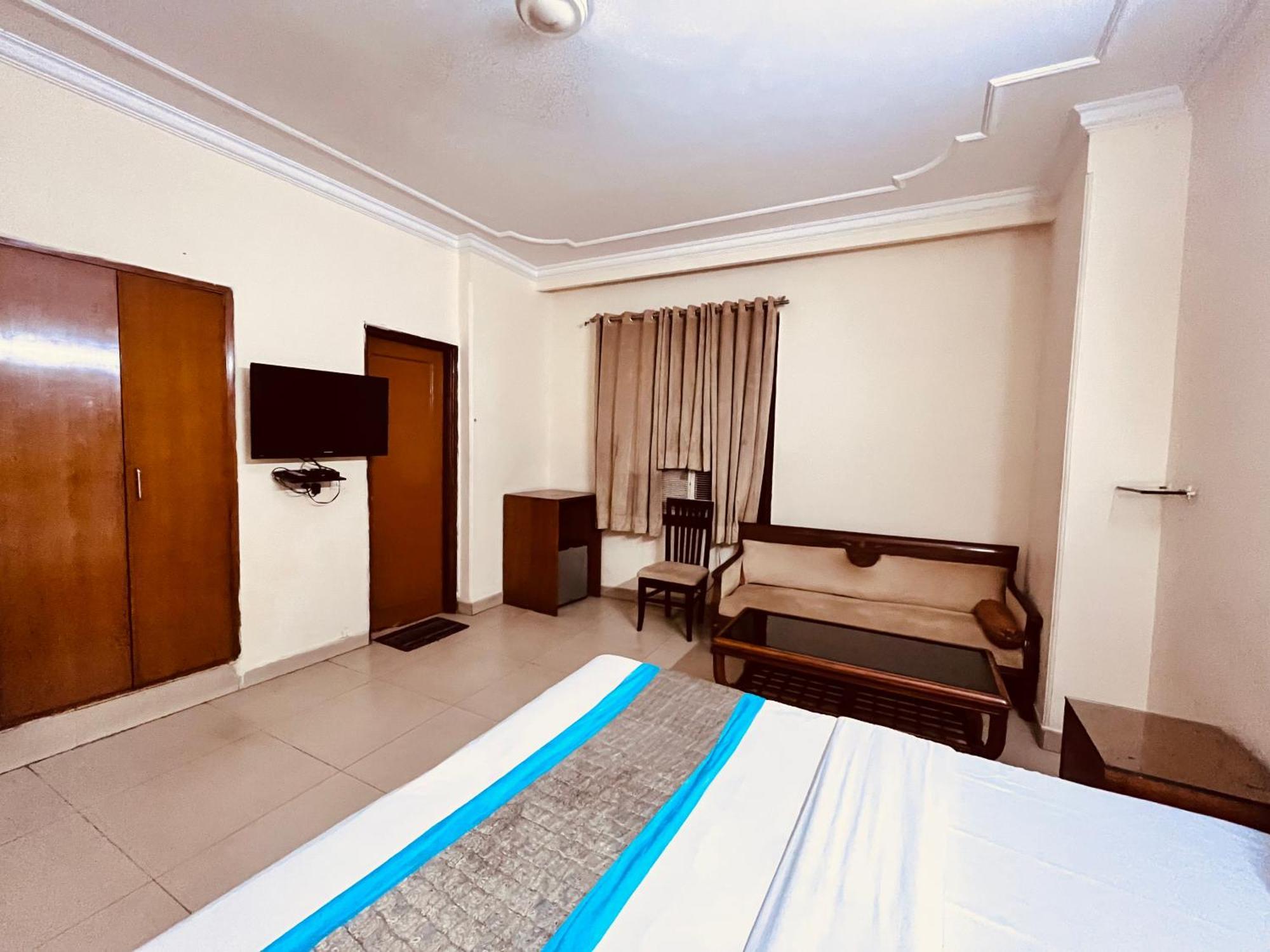 Ashoka Hotel Karol Bagh Delhi Neu-Delhi Exterior foto